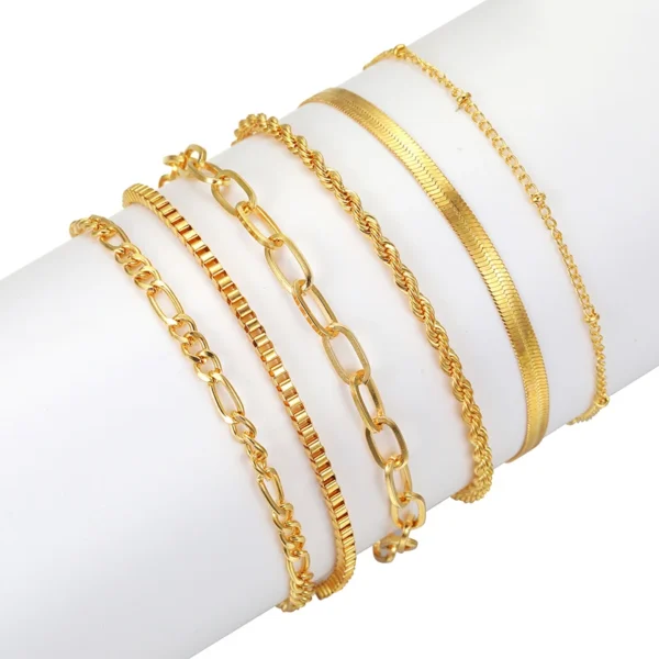 Conjunto de Pulseiras Finas Douradas em Camadas (11)